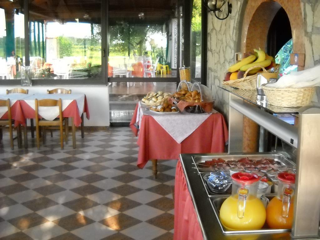 Albergo Mio Лацизе Экстерьер фото